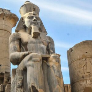 Luxor East & West bank highlights tour